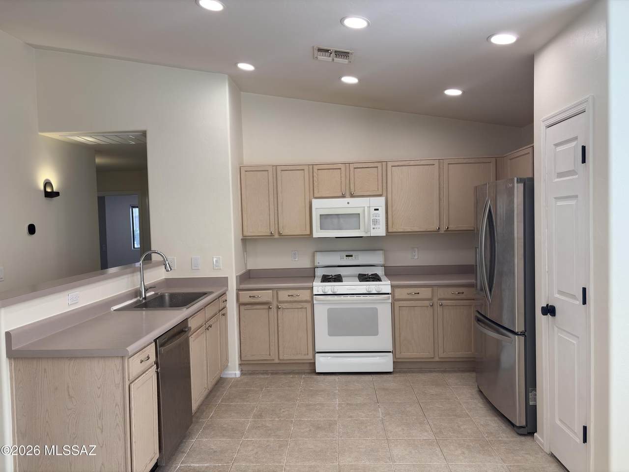 https://bt-photos.global.ssl.fastly.net/tucson/1280_boomver_1_22604207-2.jpg