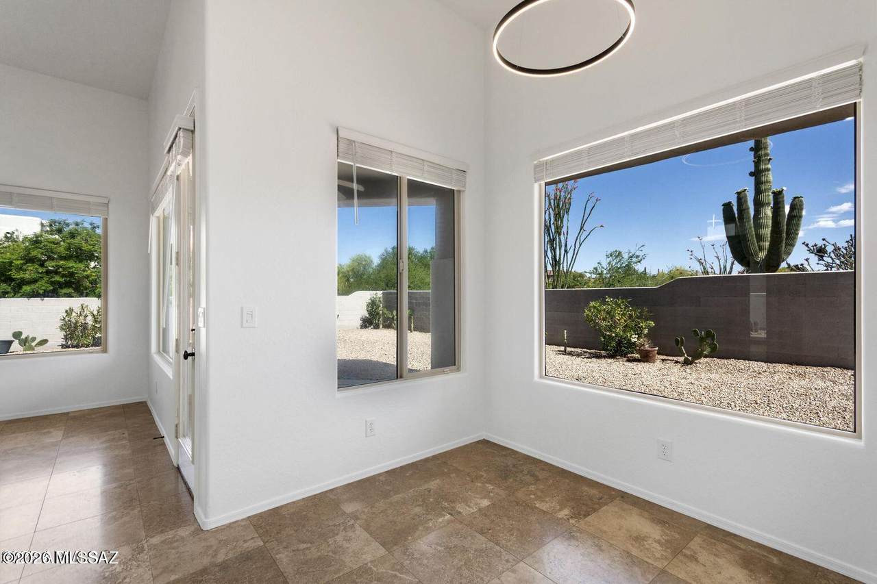 https://bt-photos.global.ssl.fastly.net/tucson/orig_boomver_1_22604327-2.jpg