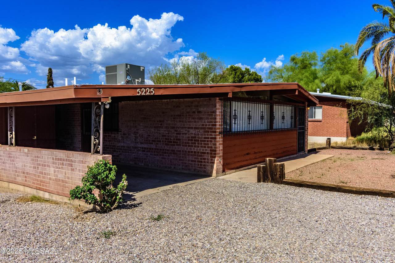 5225 5th Street - Photo 1