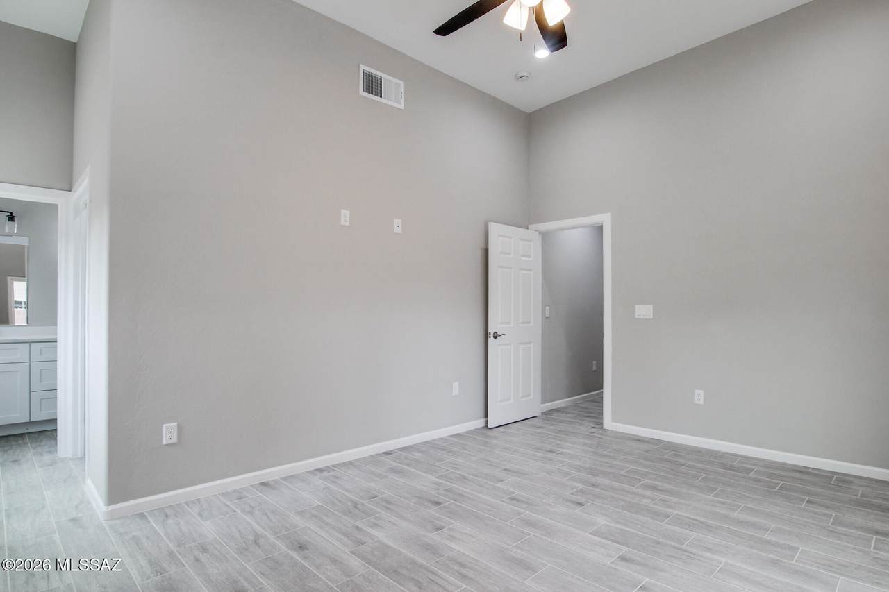 https://bt-photos.global.ssl.fastly.net/tucson/1280_boomver_1_22604397-2.jpg