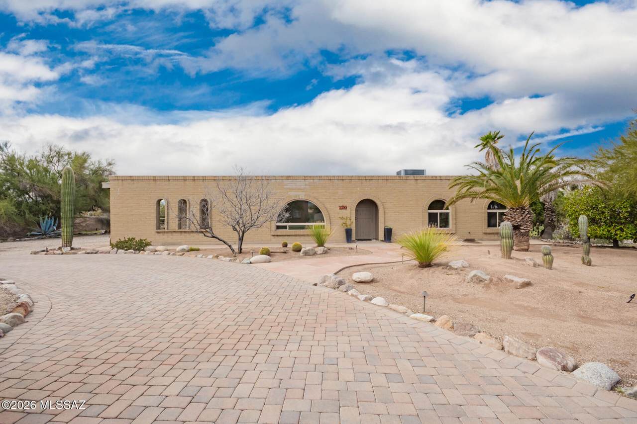 7309 Paseo Ronceval - Photo 1