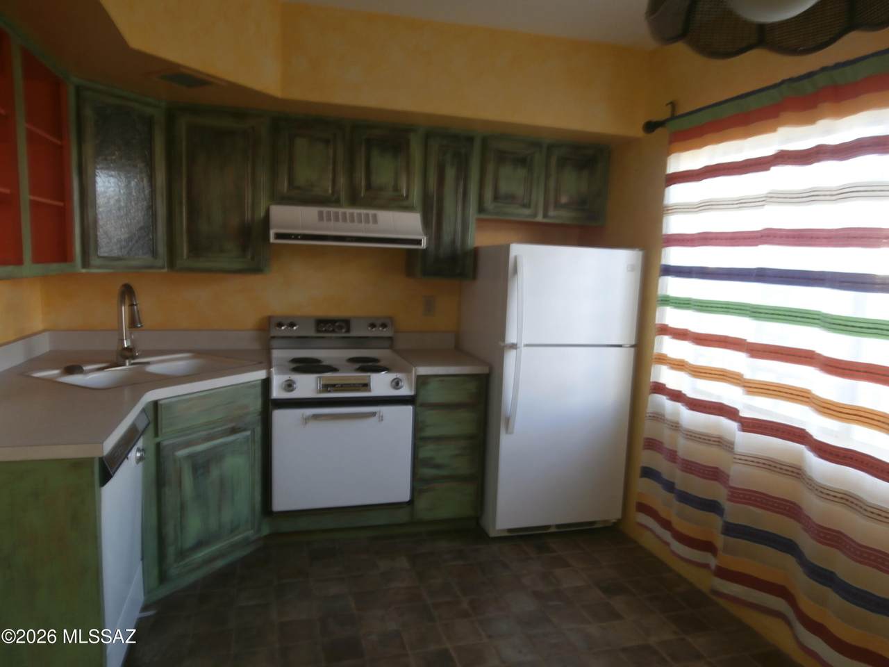 https://bt-photos.global.ssl.fastly.net/tucson/1280_boomver_1_22605134-2.jpg