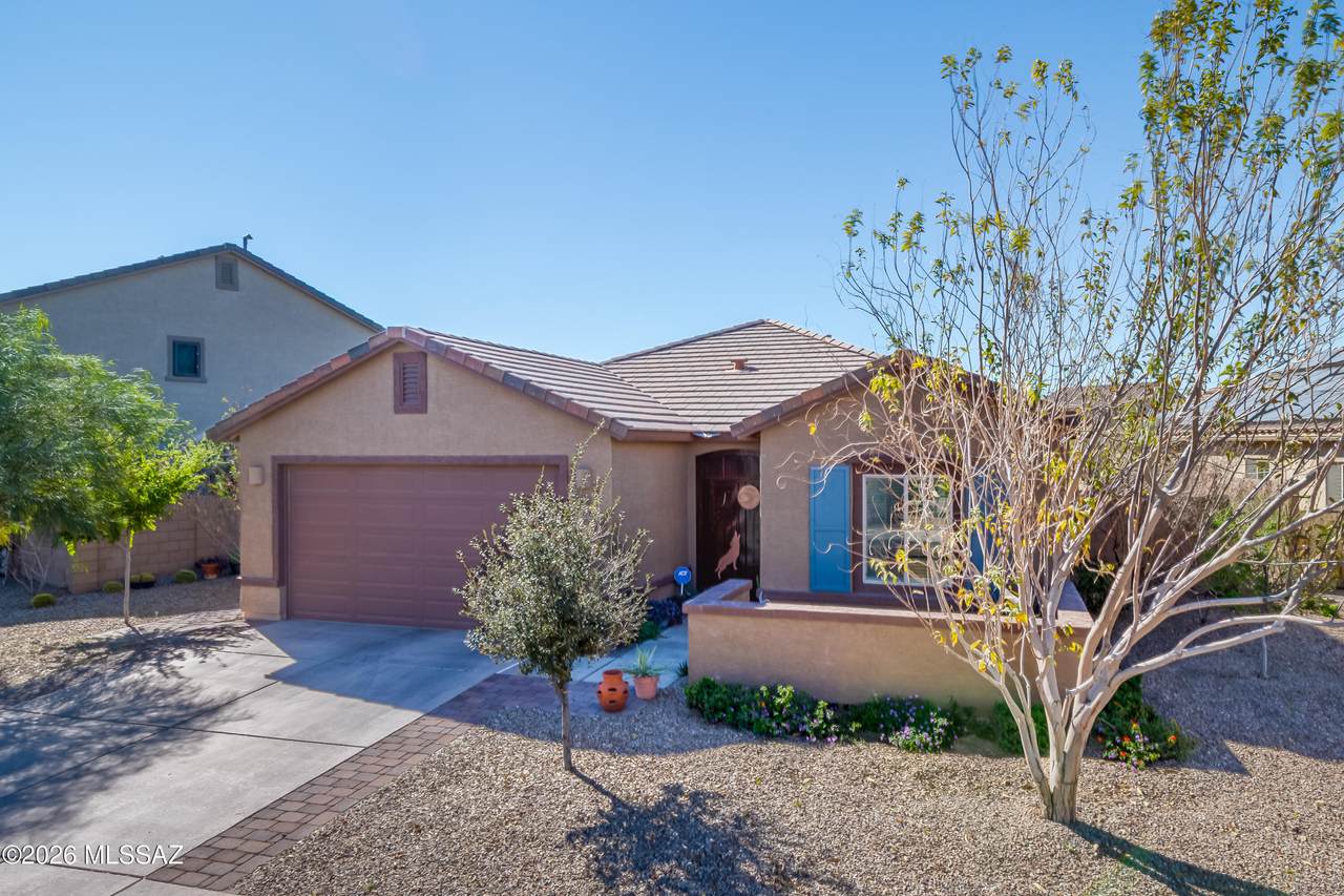 10907 Claxton Drive - Photo 1