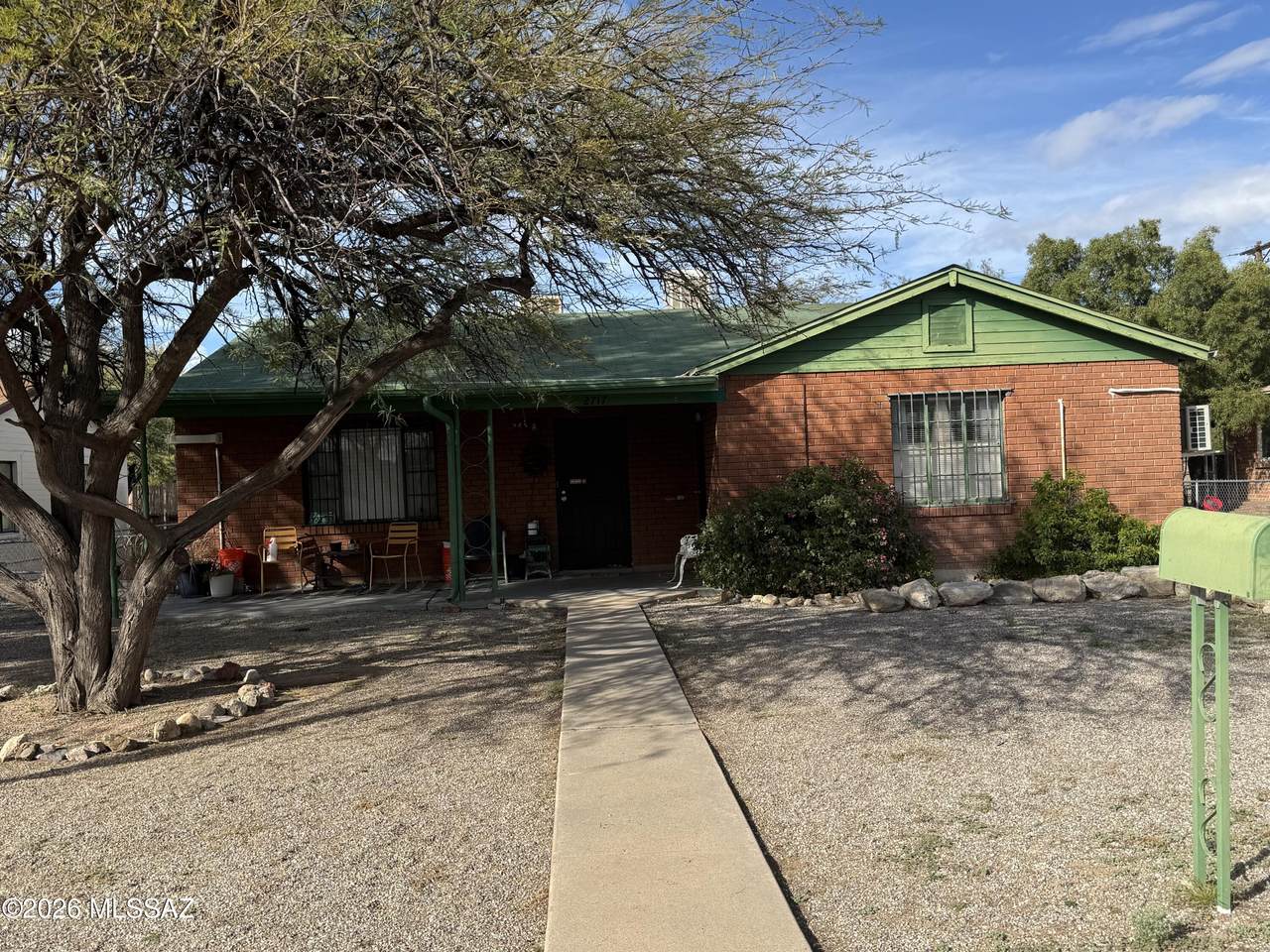 2717 Eastland Street - Photo 1