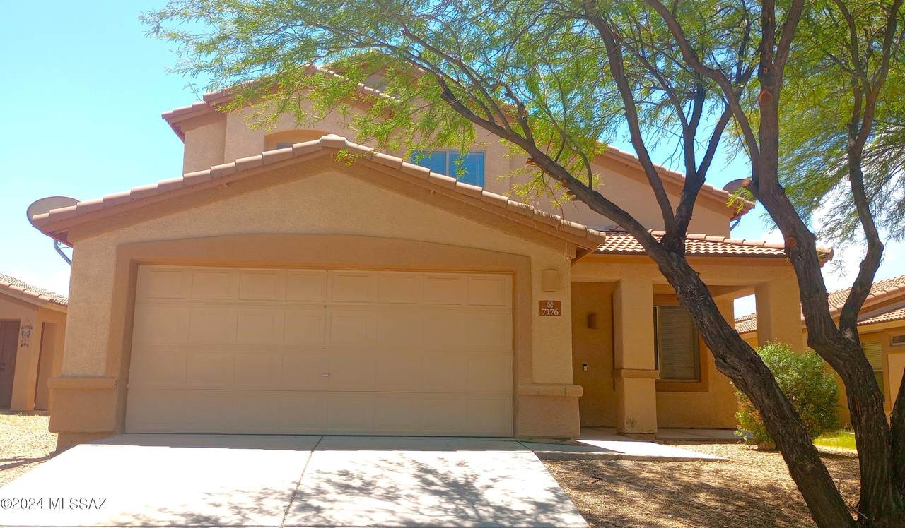 7176 Oakbank Drive - Photo 1