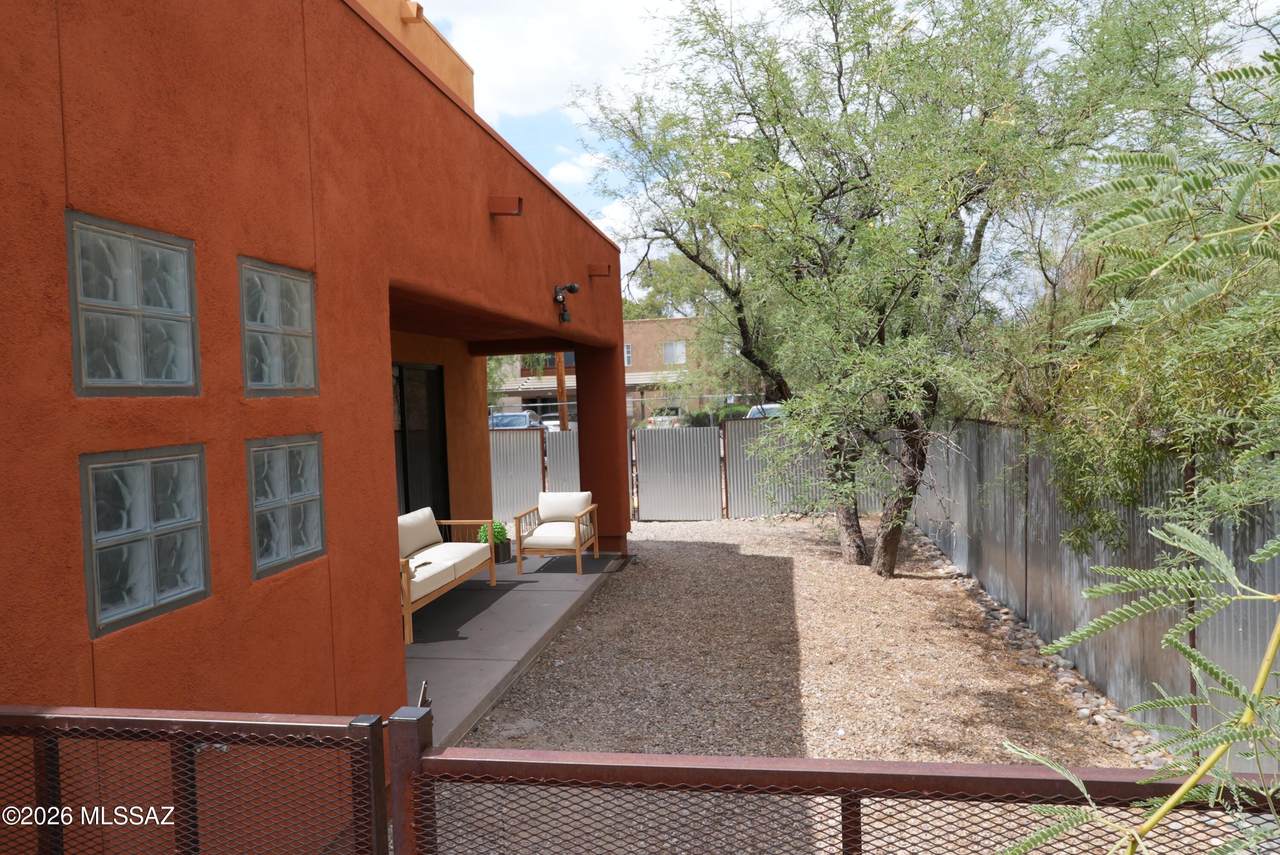 https://bt-photos.global.ssl.fastly.net/tucson/1280_boomver_1_22605656-2.jpg