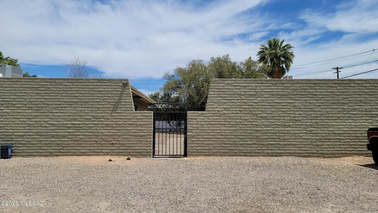 3451 Flowing Wells Road - Photo 1