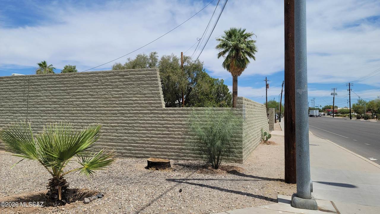 https://bt-photos.global.ssl.fastly.net/tucson/1280_boomver_1_22605717-2.jpg