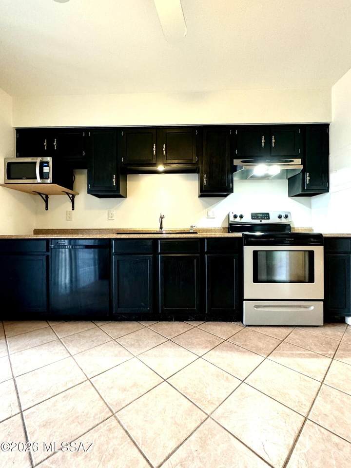 https://bt-photos.global.ssl.fastly.net/tucson/1280_boomver_1_22605767-2.jpg