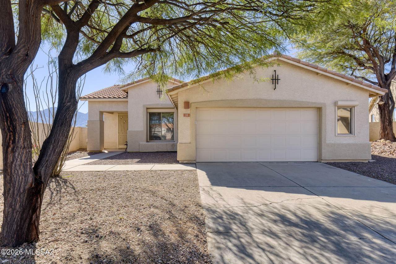 33 Golden Spur Place - Photo 1