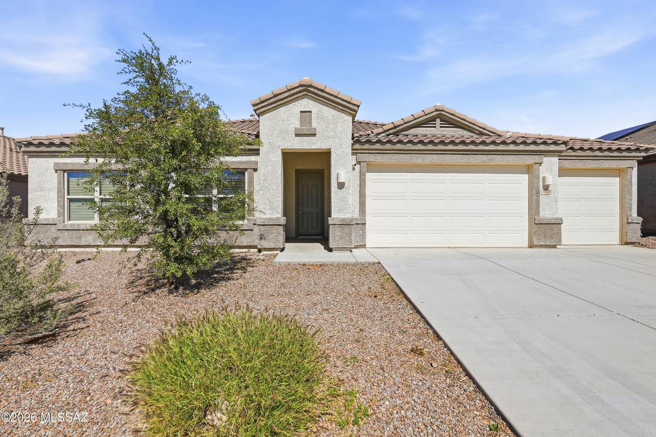 552 Weldon Street - Photo 1