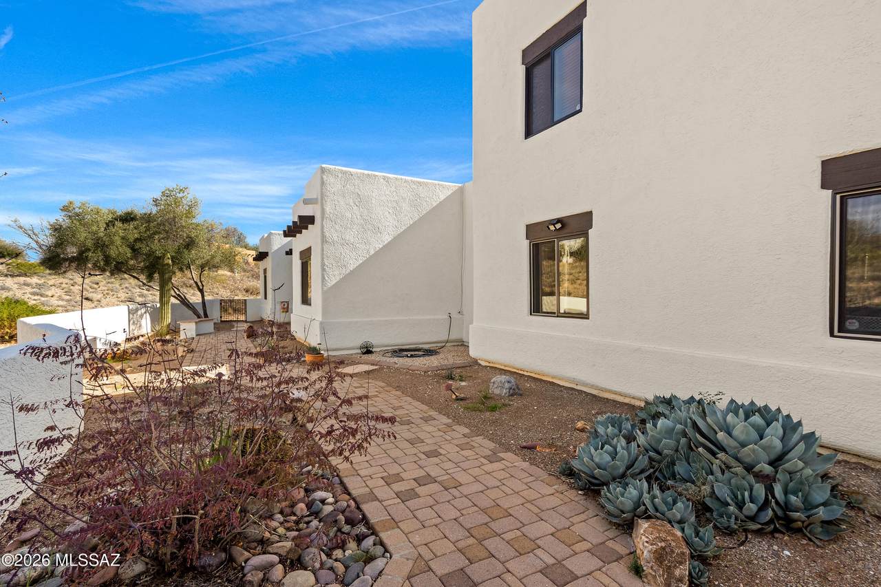 https://bt-photos.global.ssl.fastly.net/tucson/1280_boomver_1_22605851-2.jpg