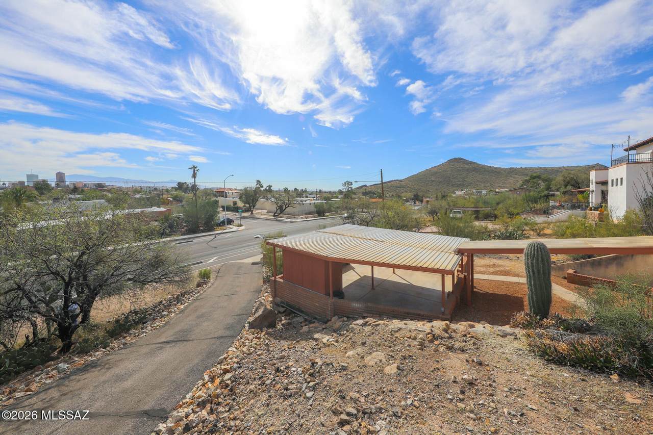 https://bt-photos.global.ssl.fastly.net/tucson/1280_boomver_1_22605927-2.jpg