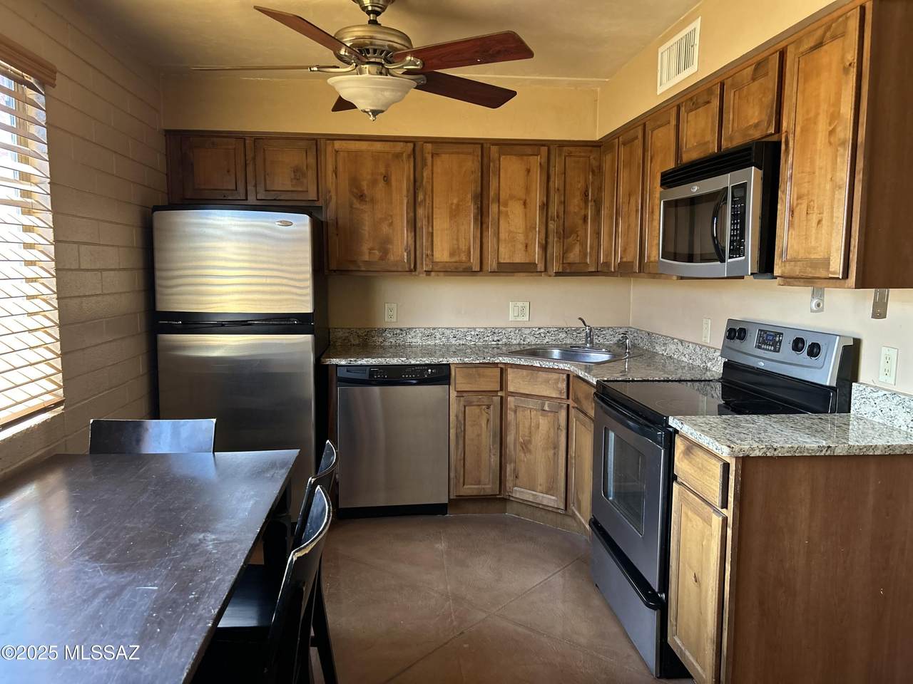 55 Cherry Avenue - Photo 1
