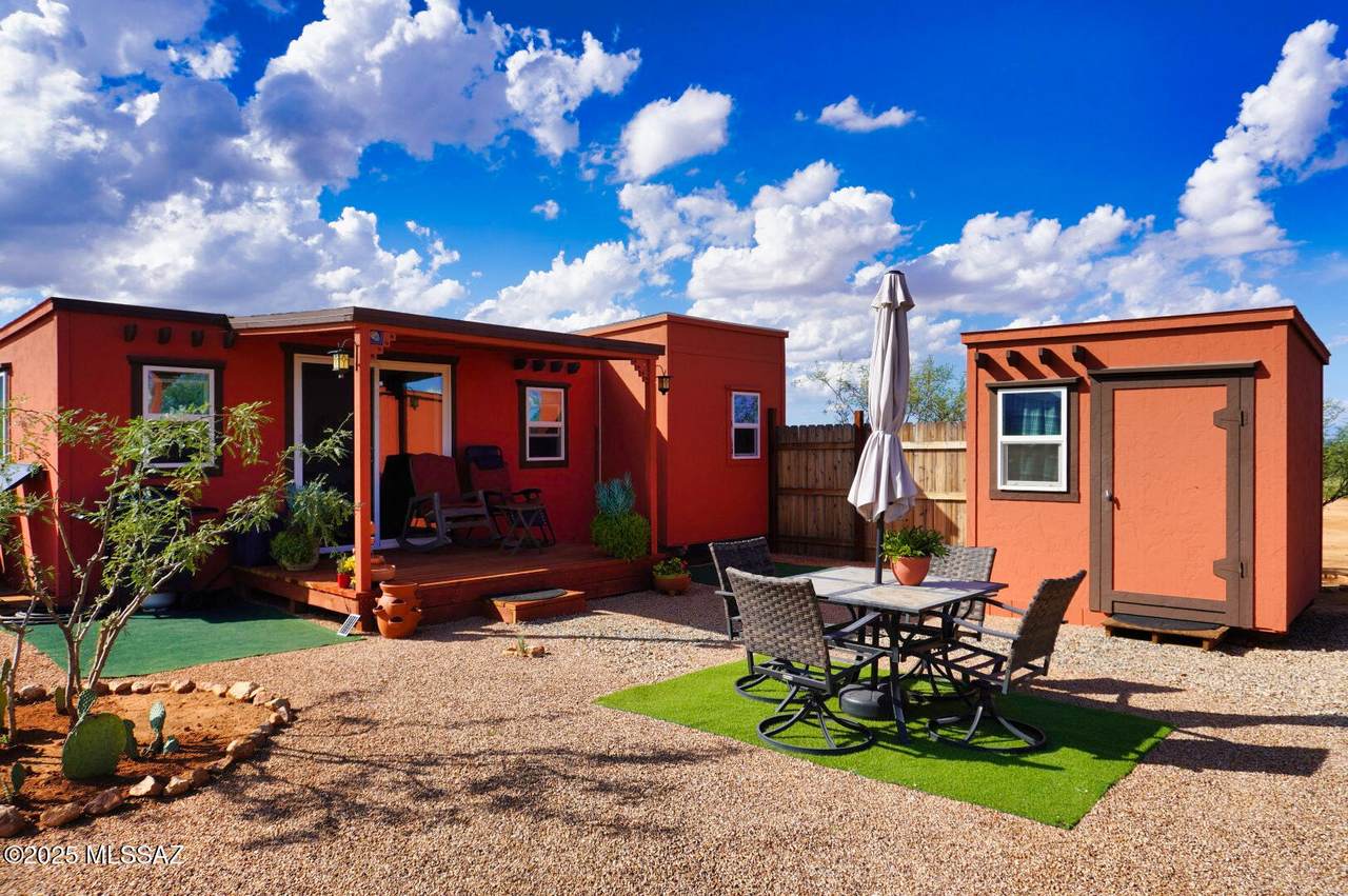 630 Adams Street - Photo 1