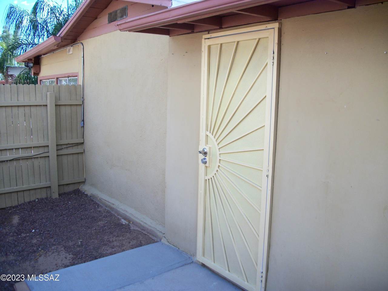 532 Simmons Road - Photo 1