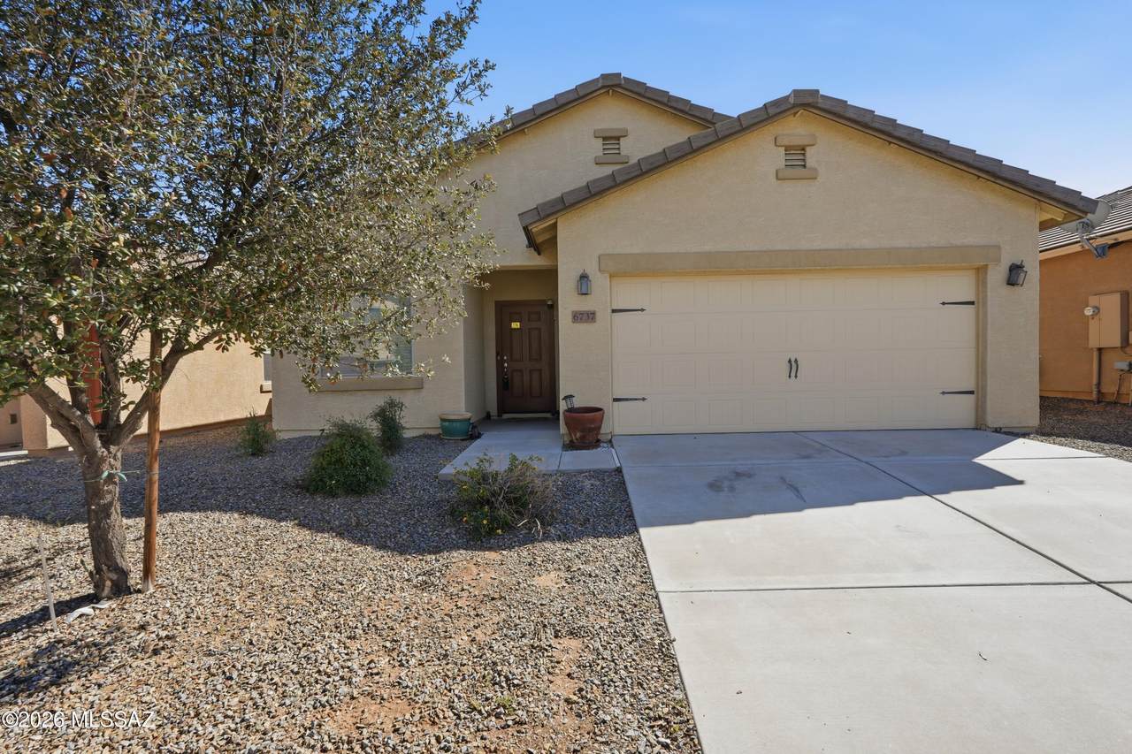 6737 Cut Bow Drive - Photo 1