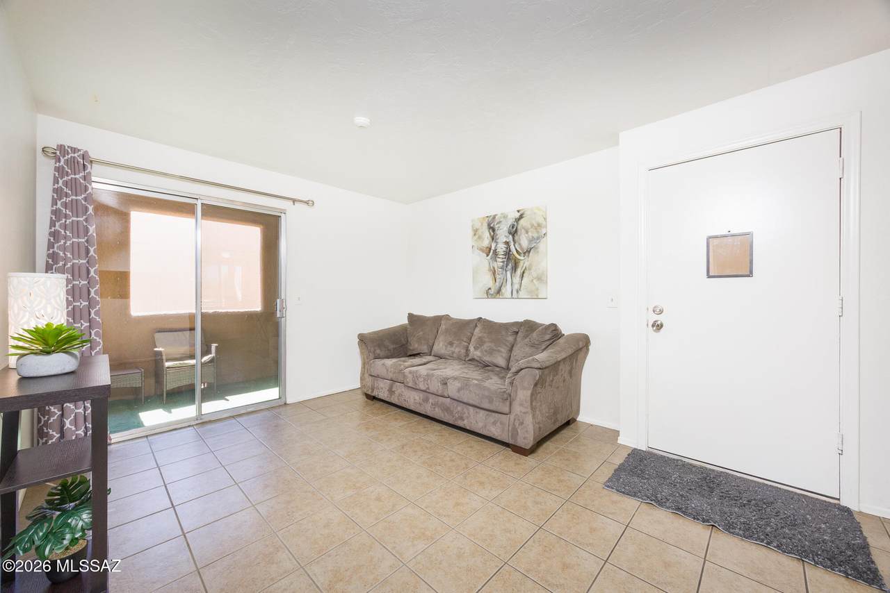 1810 Blacklidge Drive - Photo 1