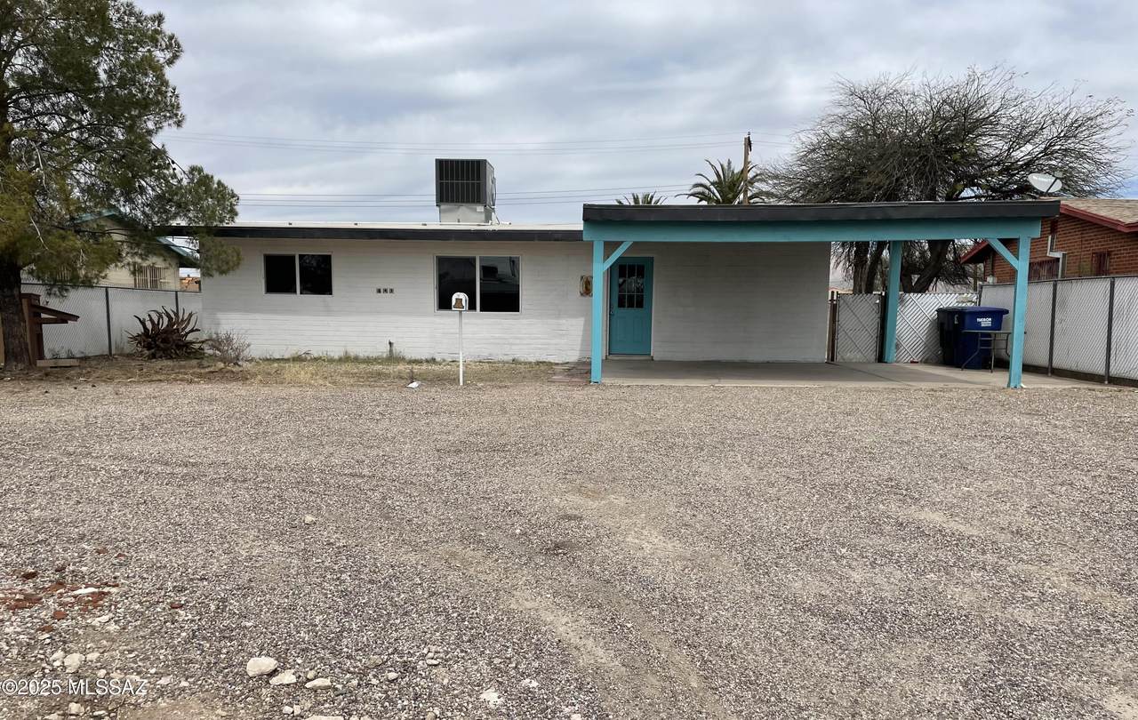 843 Alturas Street - Photo 1