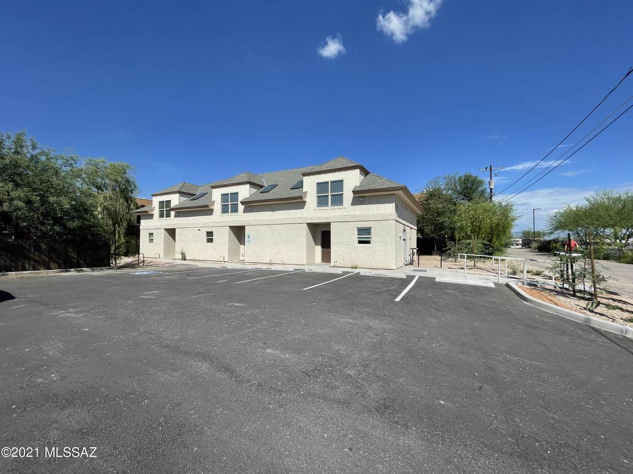 2545 Spring Street - Photo 1