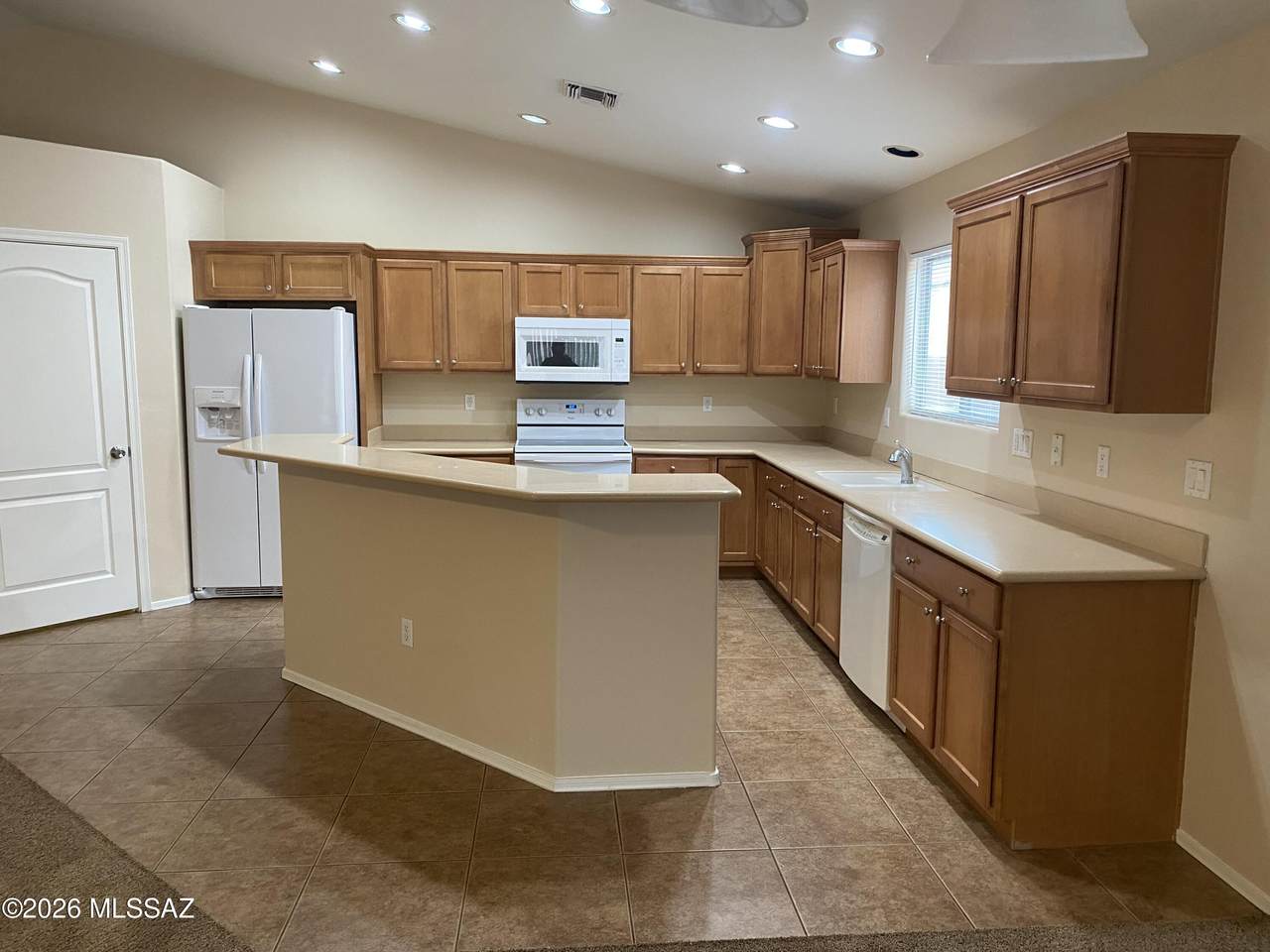 https://bt-photos.global.ssl.fastly.net/tucson/1280_boomver_1_22606756-2.jpg