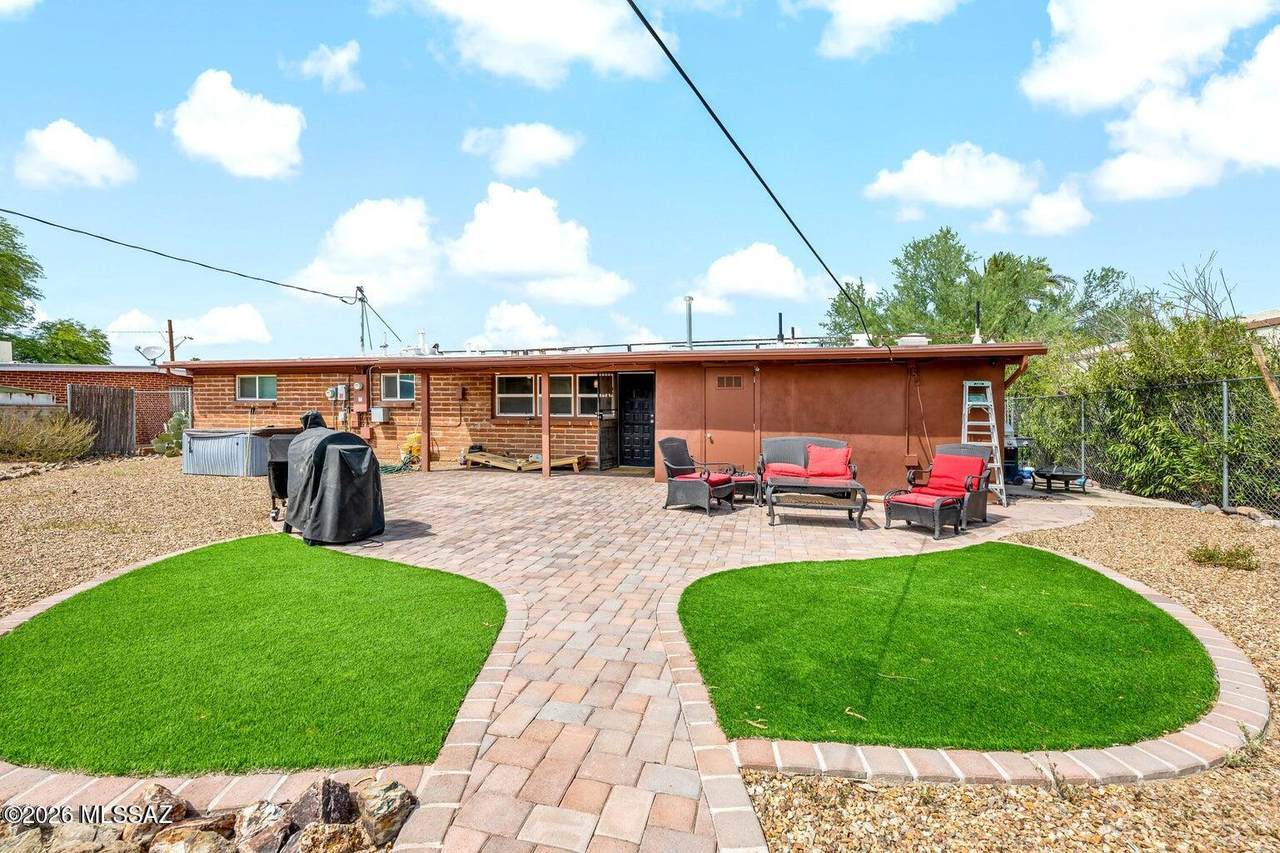 https://bt-photos.global.ssl.fastly.net/tucson/1280_boomver_1_22607103-2.jpg