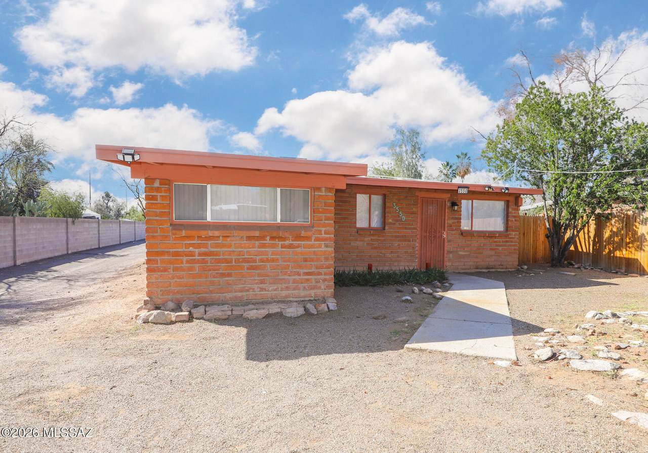 https://bt-photos.global.ssl.fastly.net/tucson/1280_boomver_1_22607158-2.jpg