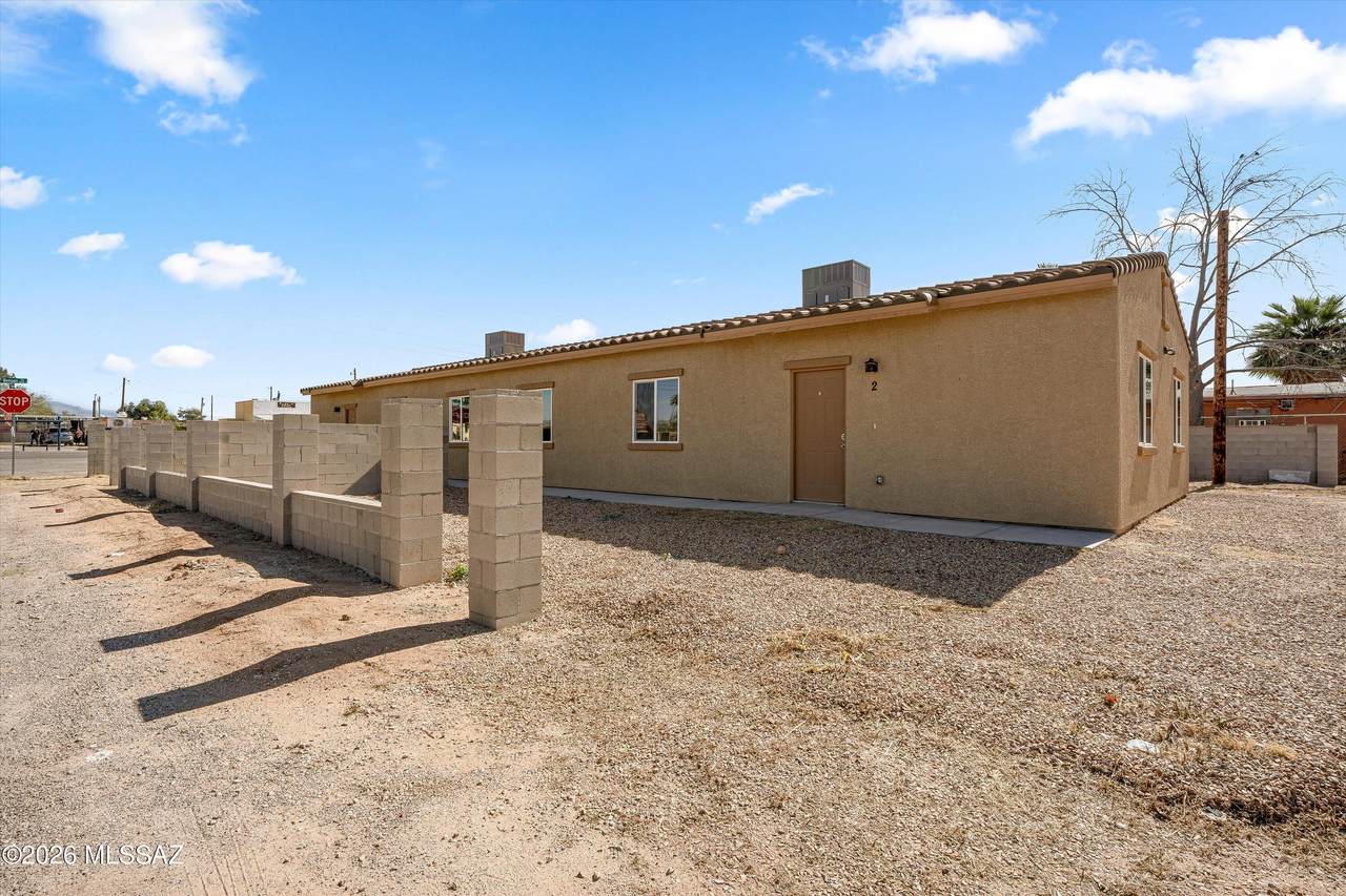 5405 Masterson Avenue - Photo 1