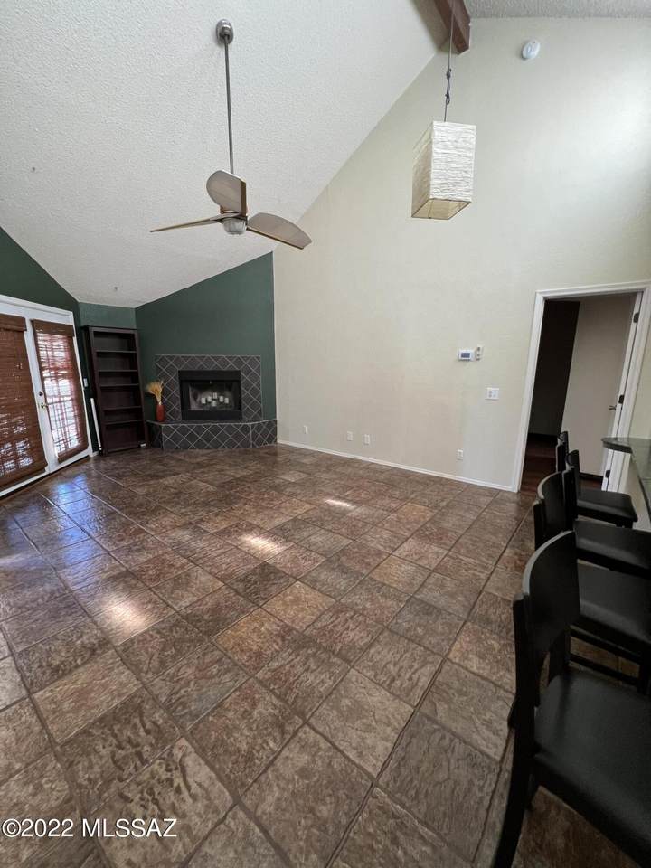 https://bt-photos.global.ssl.fastly.net/tucson/1280_boomver_1_22607224-2.jpg