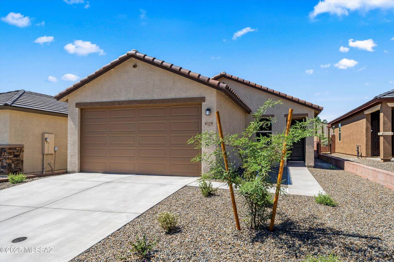 9329 Peridot Vista Avenue - Photo 1