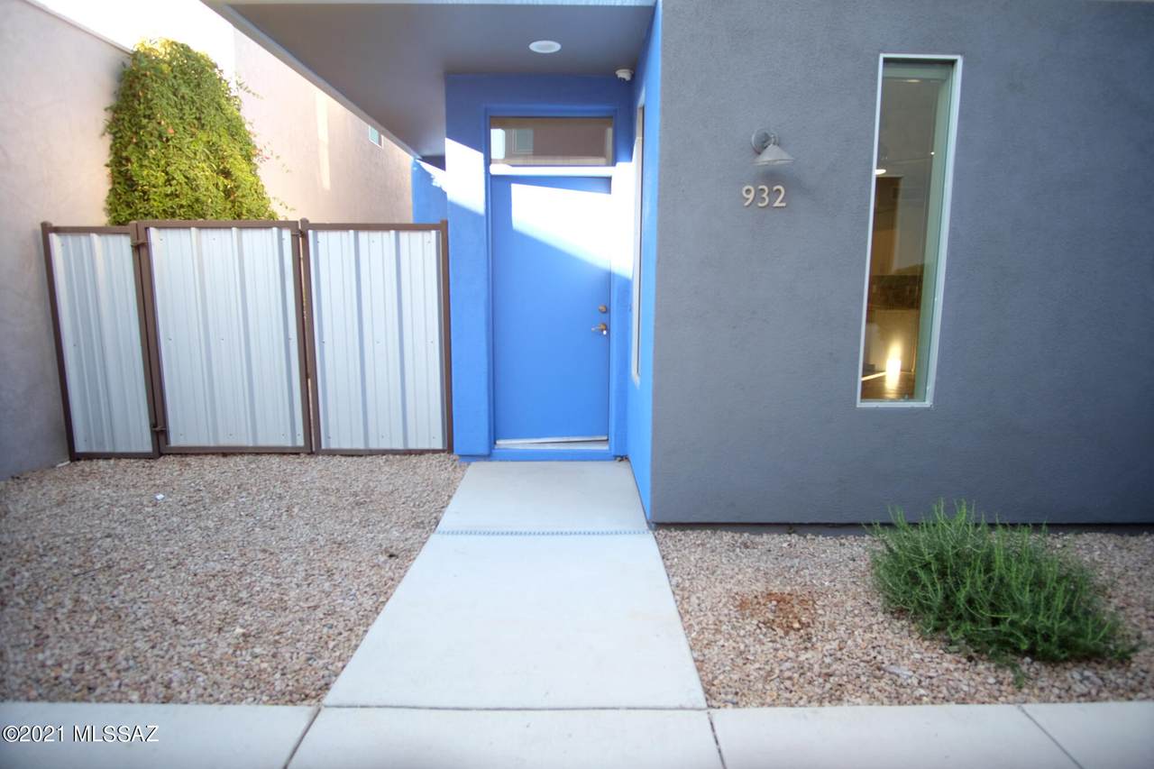 932 Lustrum Lane - Photo 1