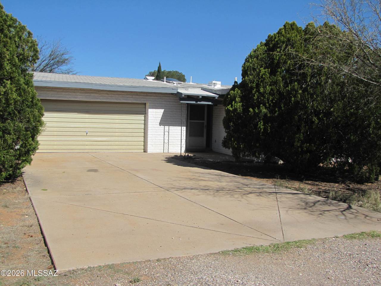 1207 Klassen Court - Photo 1