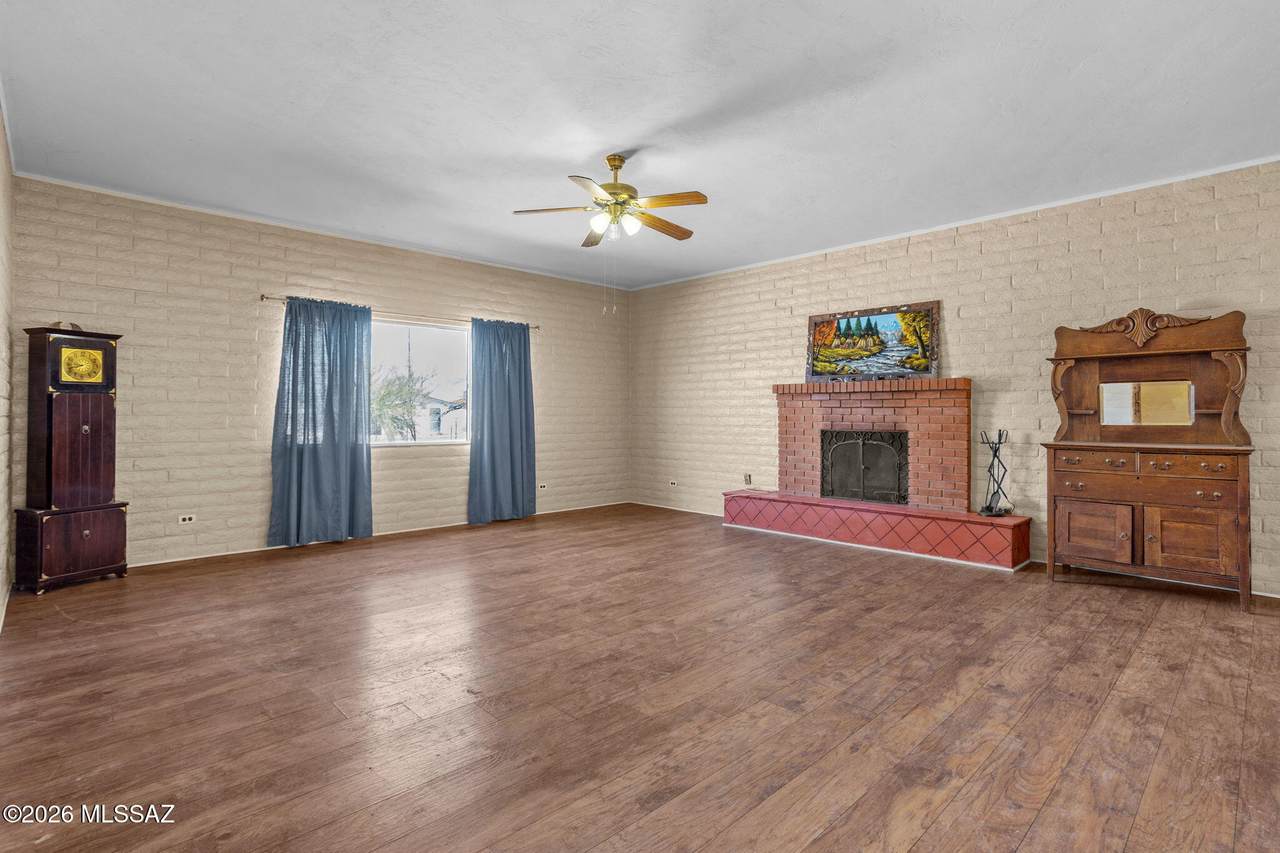 https://bt-photos.global.ssl.fastly.net/tucson/1280_boomver_1_22607343-2.jpg