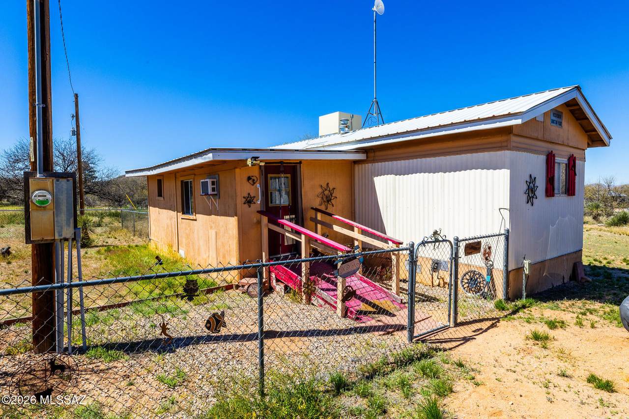 16220 Choctaw Place - Photo 1