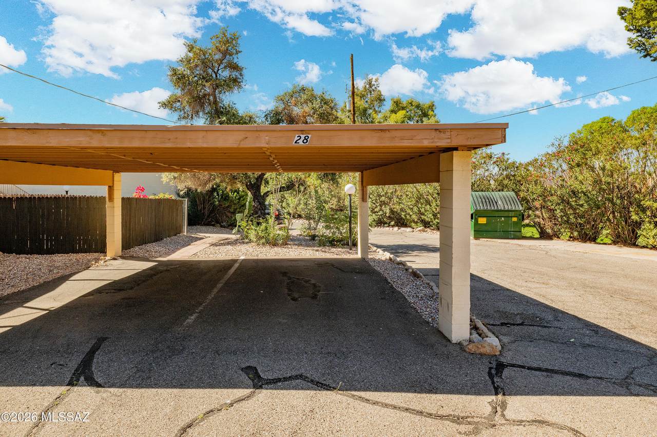 https://bt-photos.global.ssl.fastly.net/tucson/1280_boomver_1_22607505-2.jpg
