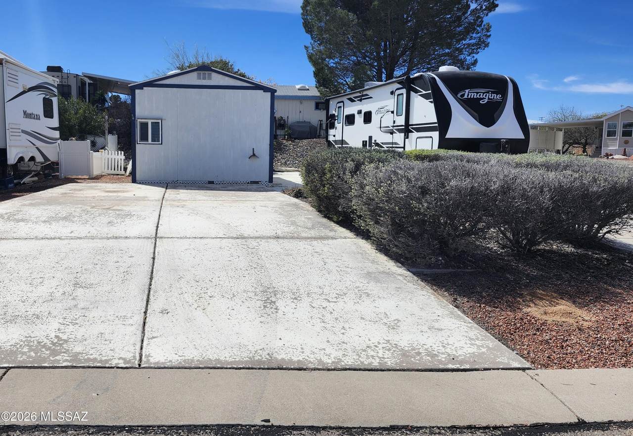 10 Woodpecker Ridge - Photo 1