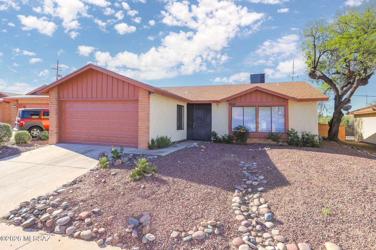 10140 Karen Place - Photo 1