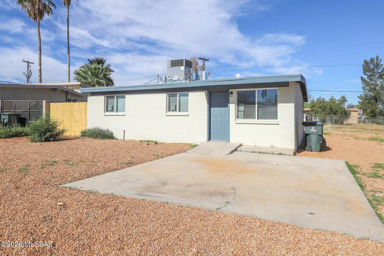2012 Beverly Avenue - Photo 1
