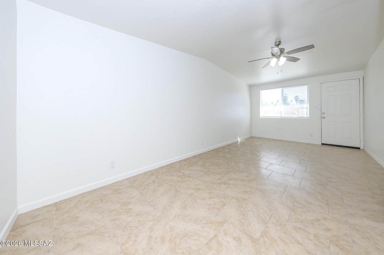 https://bt-photos.global.ssl.fastly.net/tucson/1280_boomver_1_22607796-2.jpg