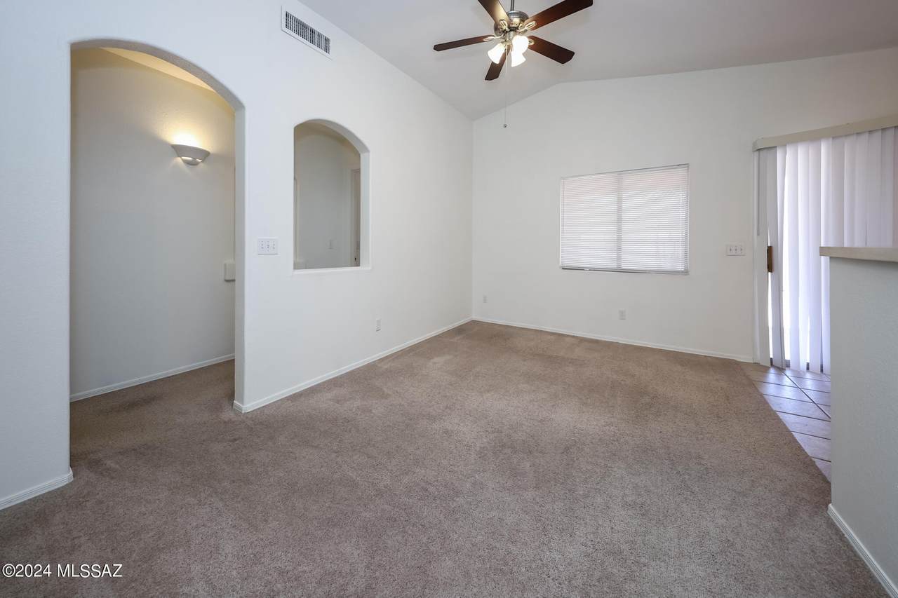 https://bt-photos.global.ssl.fastly.net/tucson/1280_boomver_1_22607879-2.jpg