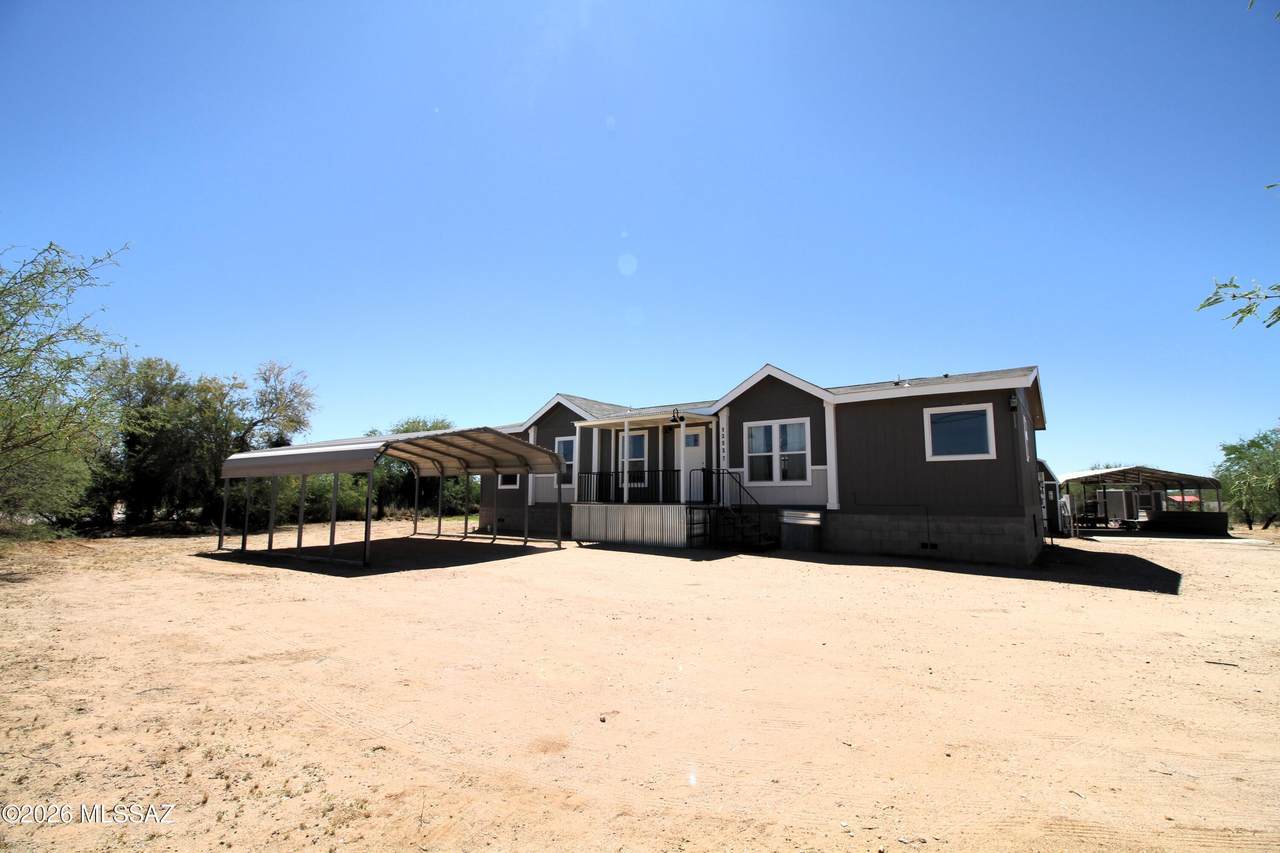 13537 Manville Road - Photo 1