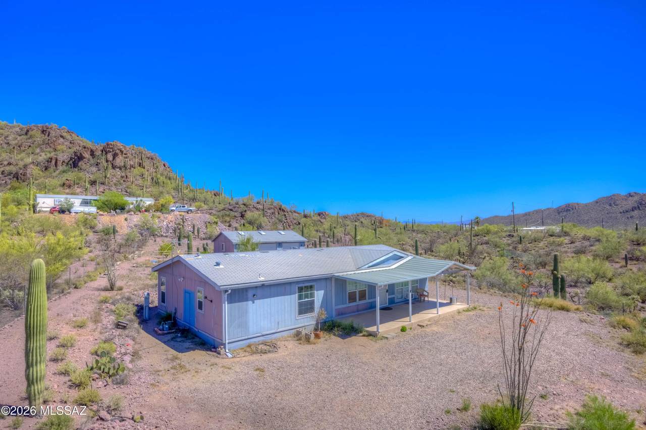 6425 Speaks Trail - Photo 1