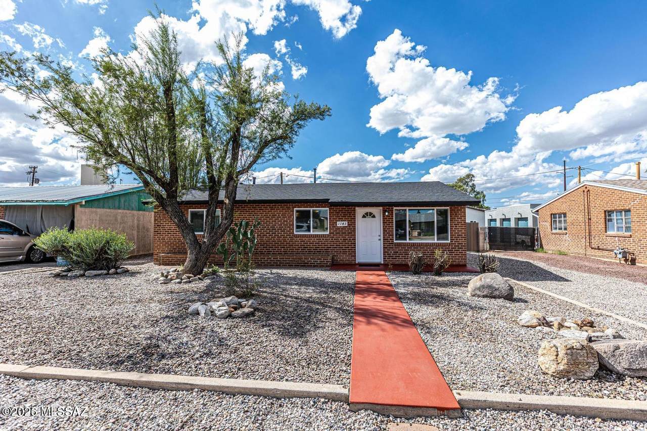 1143 Santa Rosa Avenue - Photo 1