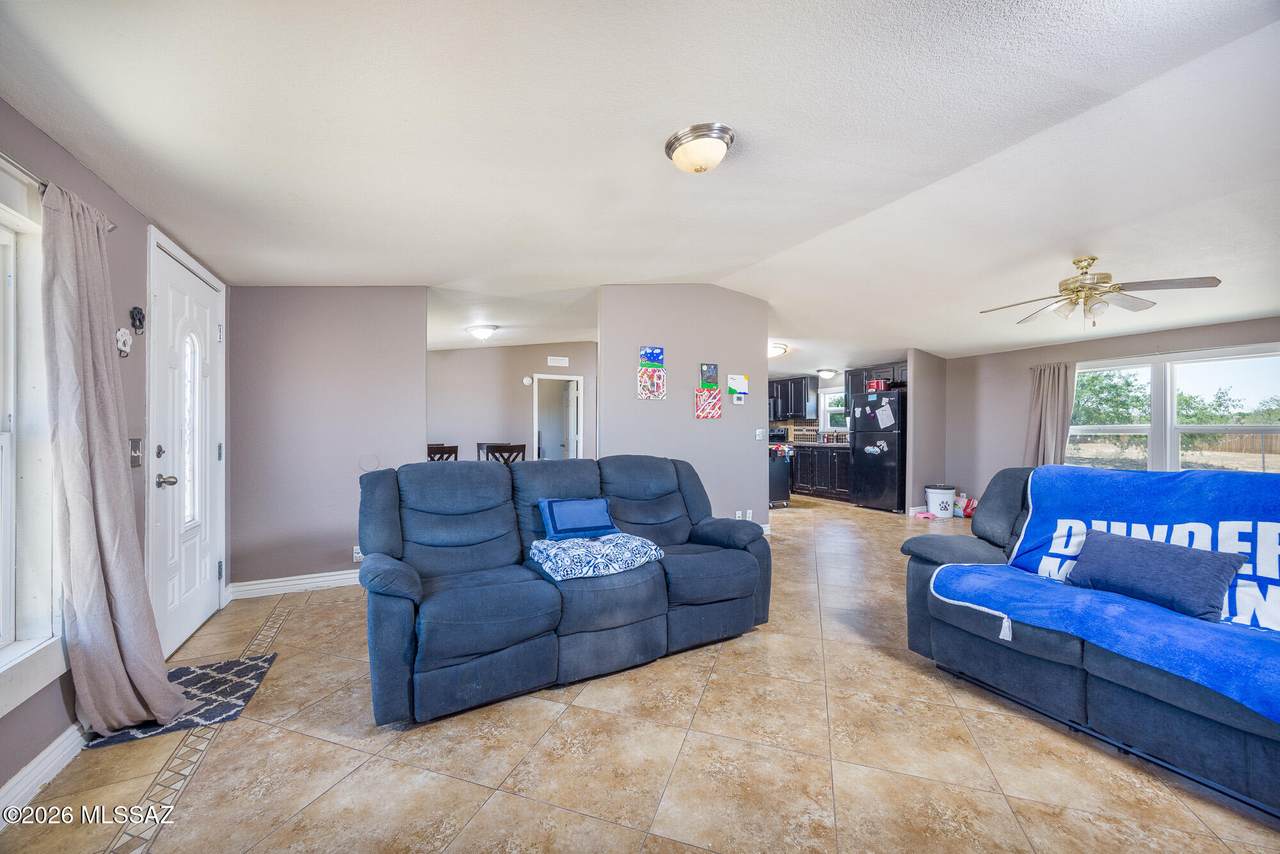 https://bt-photos.global.ssl.fastly.net/tucson/1280_boomver_1_22608394-2.jpg