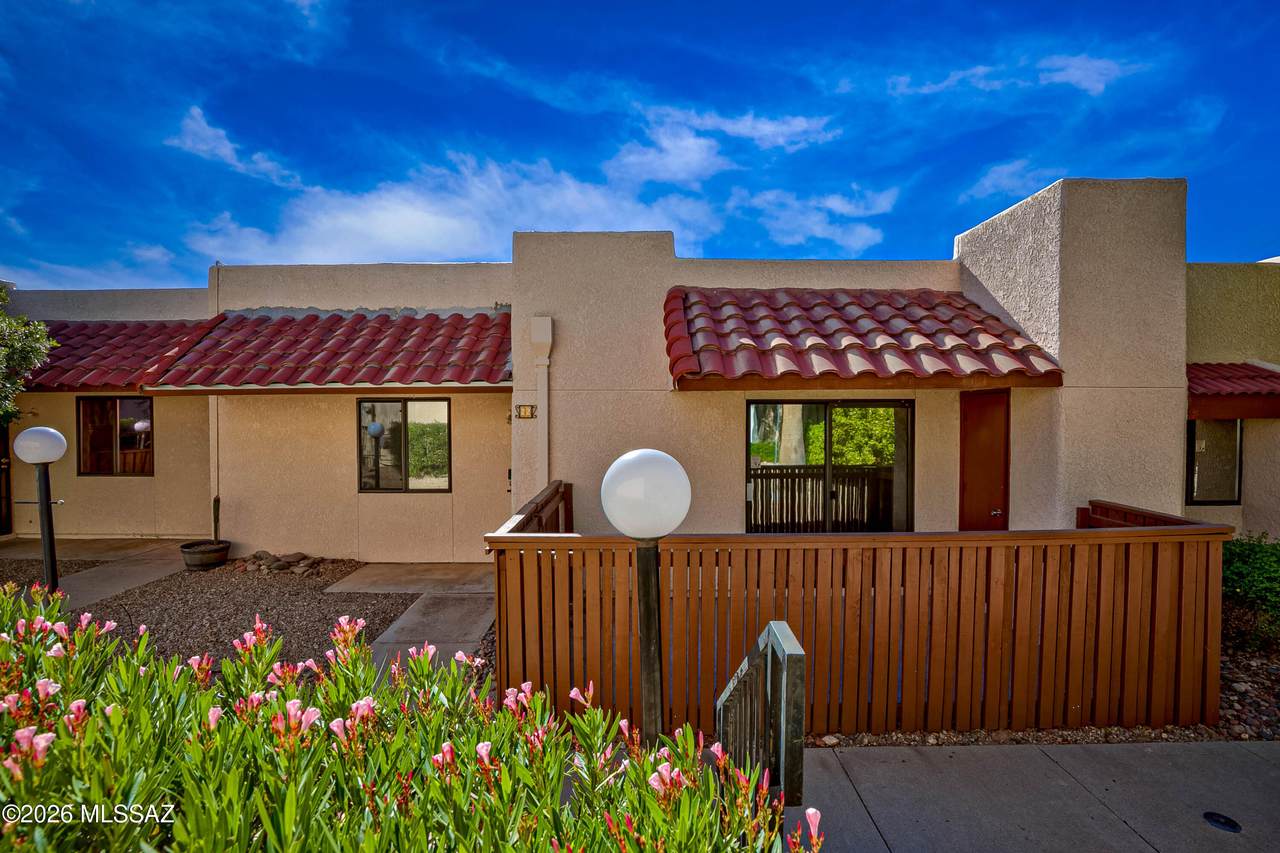 9420 Speedway Boulevard - Photo 1