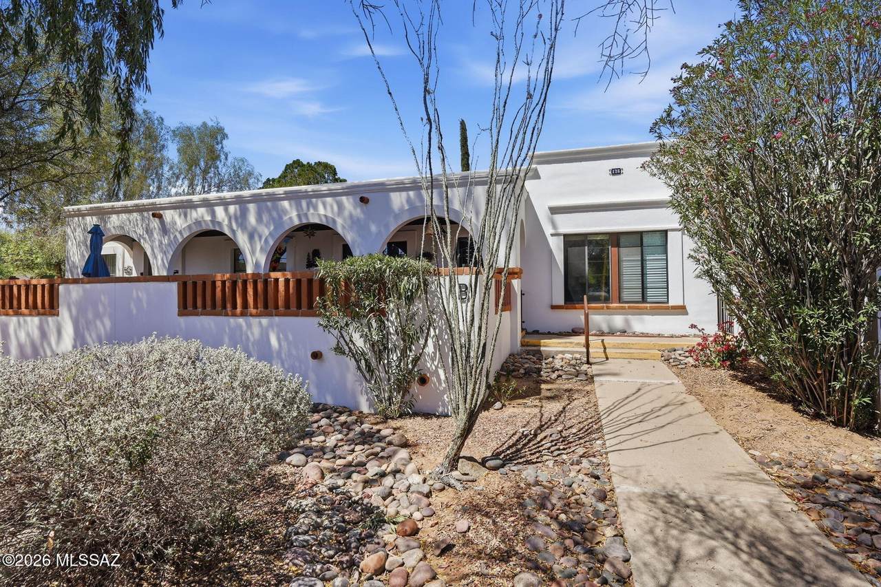176 Paseo Sarta - Photo 1