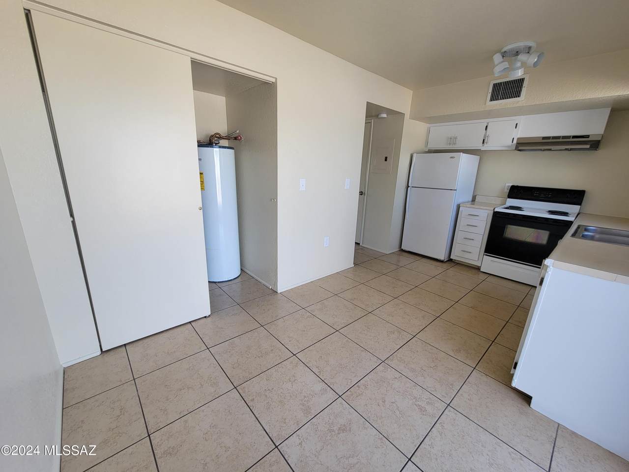 https://bt-photos.global.ssl.fastly.net/tucson/1280_boomver_1_22609096-2.jpg