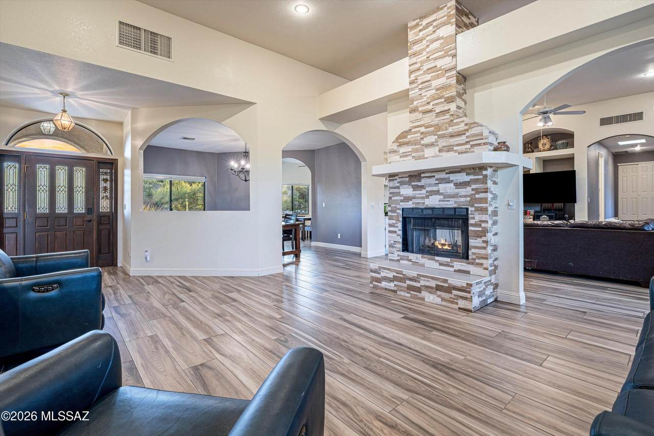 https://bt-photos.global.ssl.fastly.net/tucson/1280_boomver_1_22609257-2.jpg