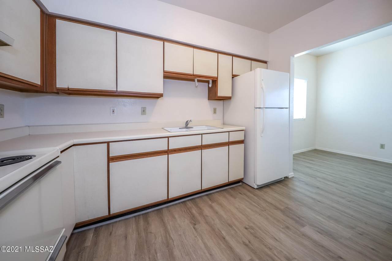 312 24Th Street - Photo 1