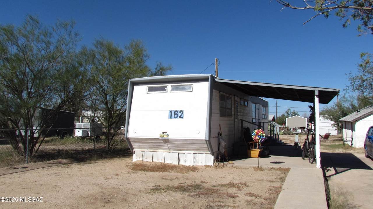 162 Flint Street - Photo 1